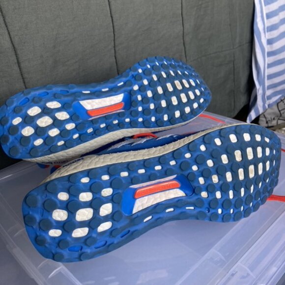 Adidas Ultraboost 1.0 Men's Running/Everyday Shoes (Size US 8.5) - Picture 2 of 10